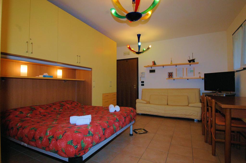 Casa Sara Venezia Appartement Mestre Buitenkant foto